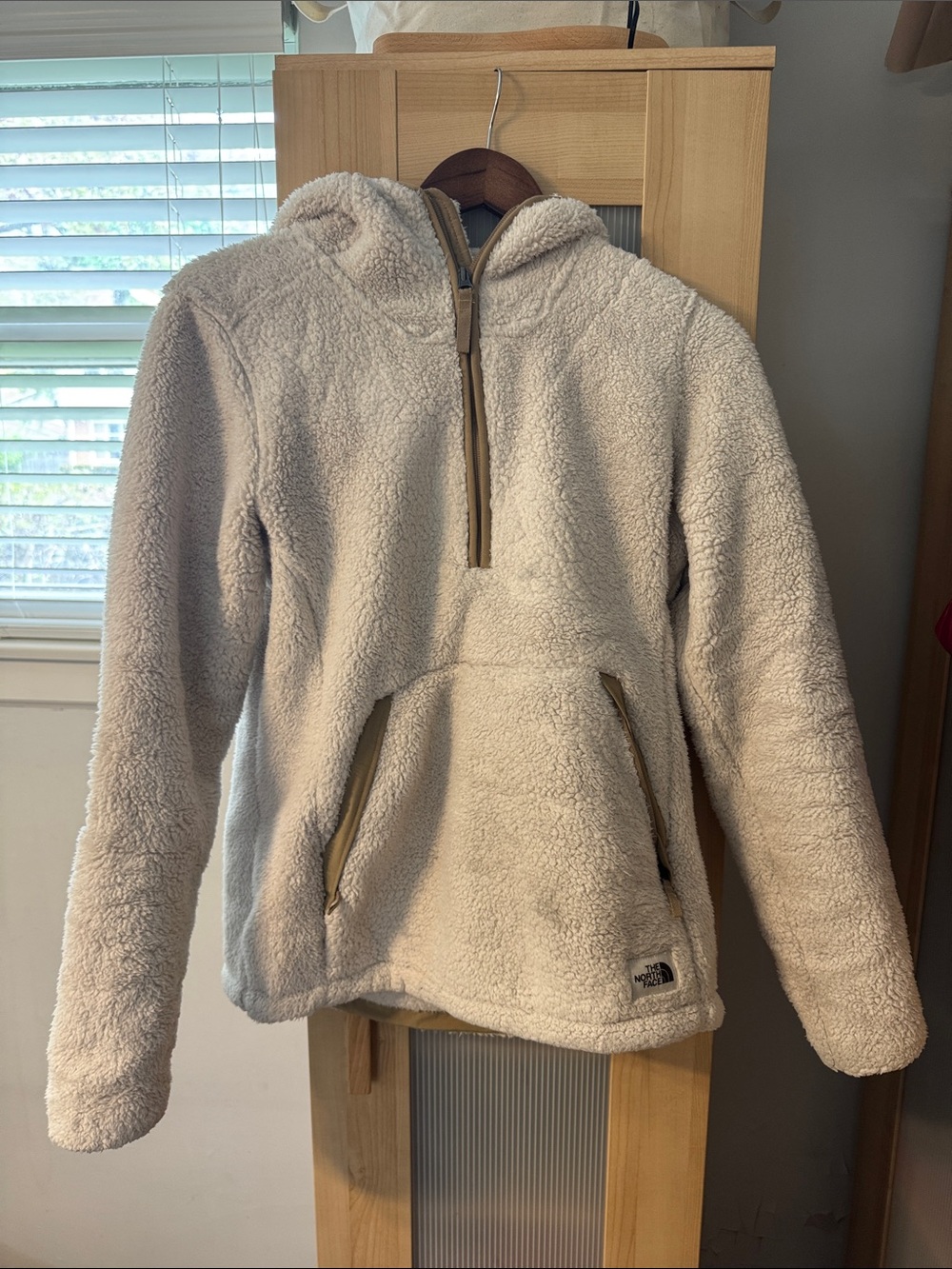 The North Face Cream Sherpa Half-Zip Hoodie